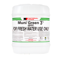 Concentré moussant National Foam Muni Green 3 % SFFF, conditionné dans un seau en plastique blanc, destiné à la lutte contre les incendies de classe B