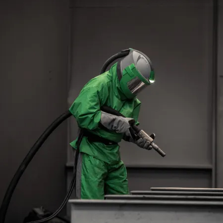 Lightweight, compact and easy to maintain, 3M™ Versaflo™ M-Series headgear can help protect your workers from a variety of respiratory and impact hazards while maintaining comfort.